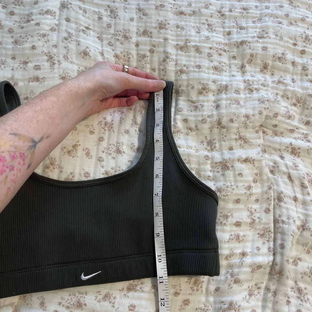 Nike Women's Army Green Sports Bra - Picture 5 of 5